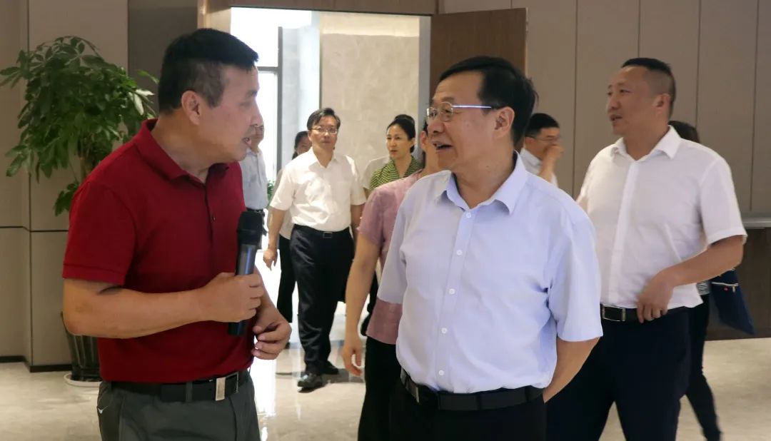 03c5d8238d8f16f94df388c4e51df15a