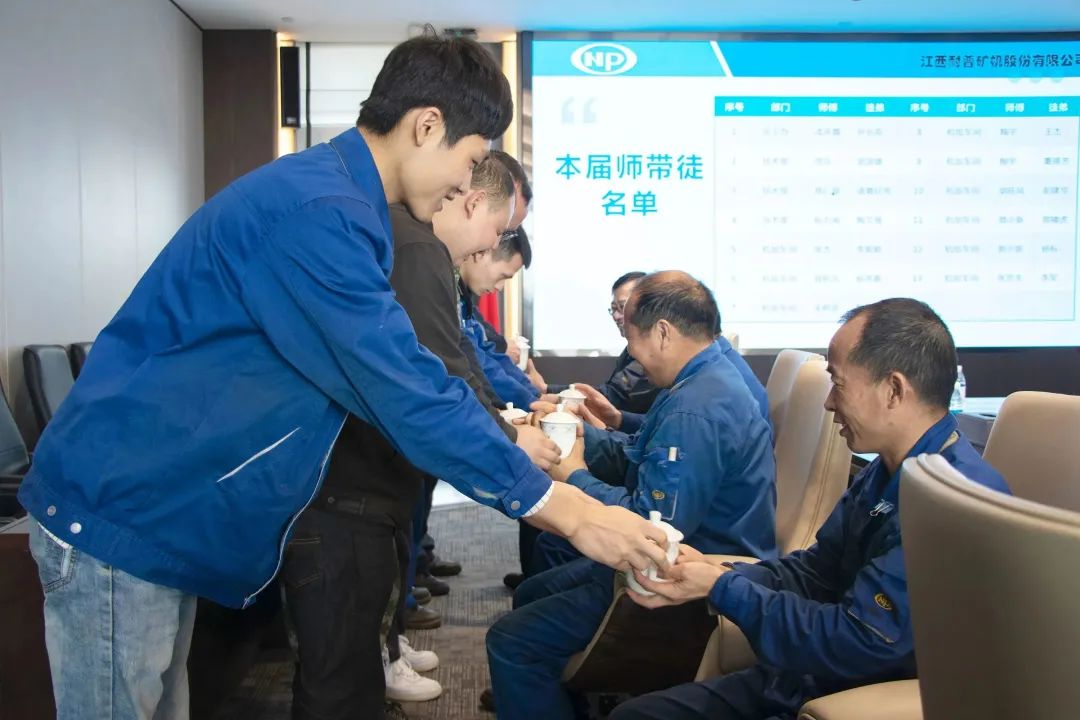 6b15c0326fb4f856974898bac6ee4f56