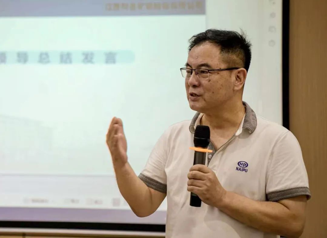 f8eb034729e425de9c9d494c97e1404b